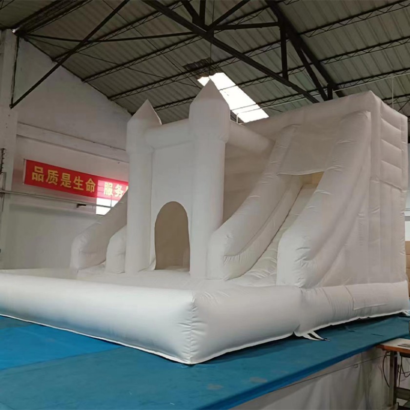 Đám cưới bơm hơi