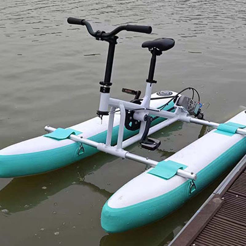 Xe đạp nước đạp kiểu ván lướt sóng